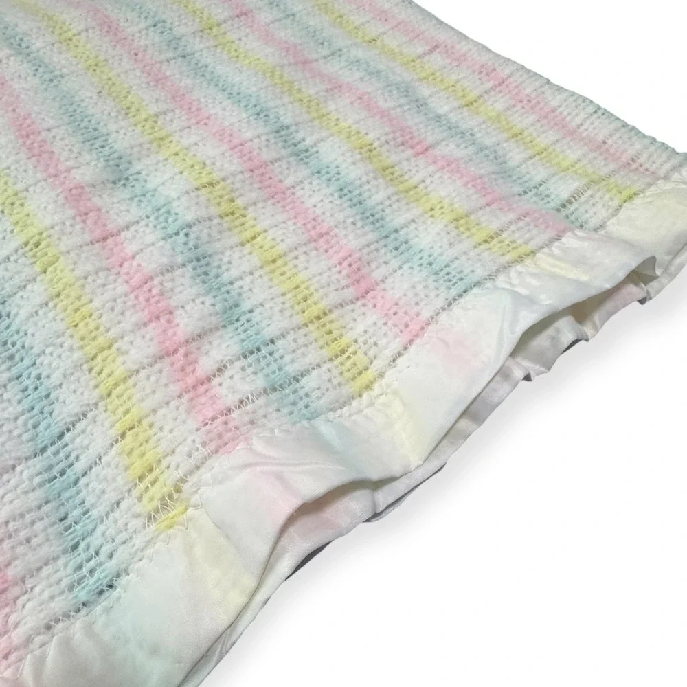 VTG Beacon Baby Blanket Pastel Stripe Waffle thermal satin trim 48x36 WPL 1675